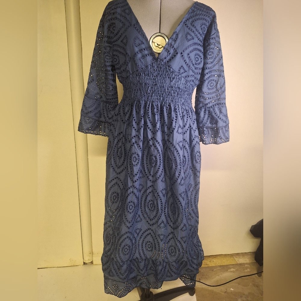 Elegant Blue Eyelet Lace Dress Lined To The Knee. Size Lg Or X Large